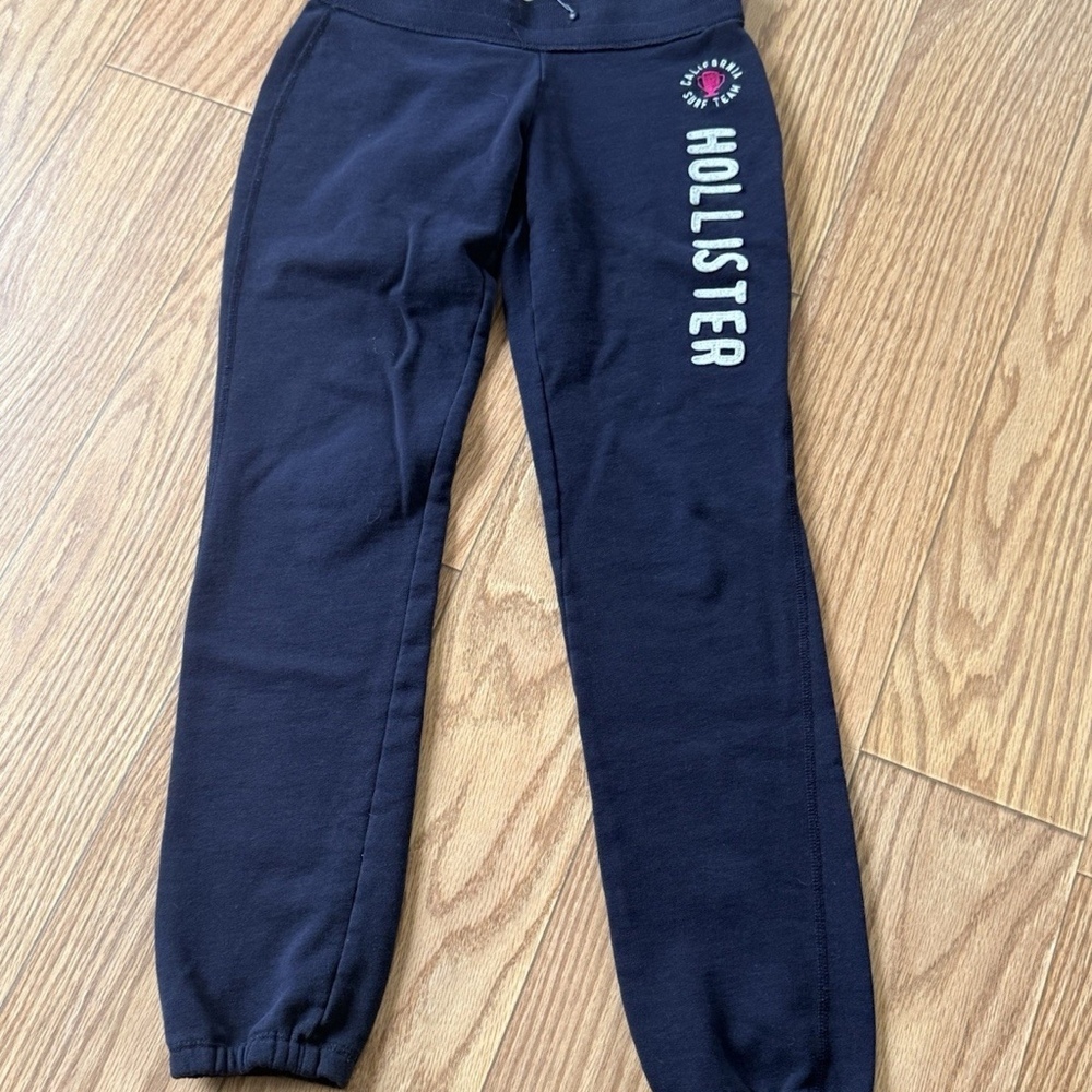 Hollister Navy Blue Sweatpants Must Have Collection S Small joggers XS